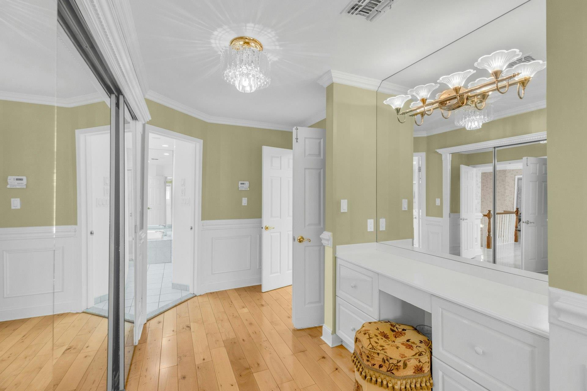 63 Hamlet Drive #63, Commack, New York image 15