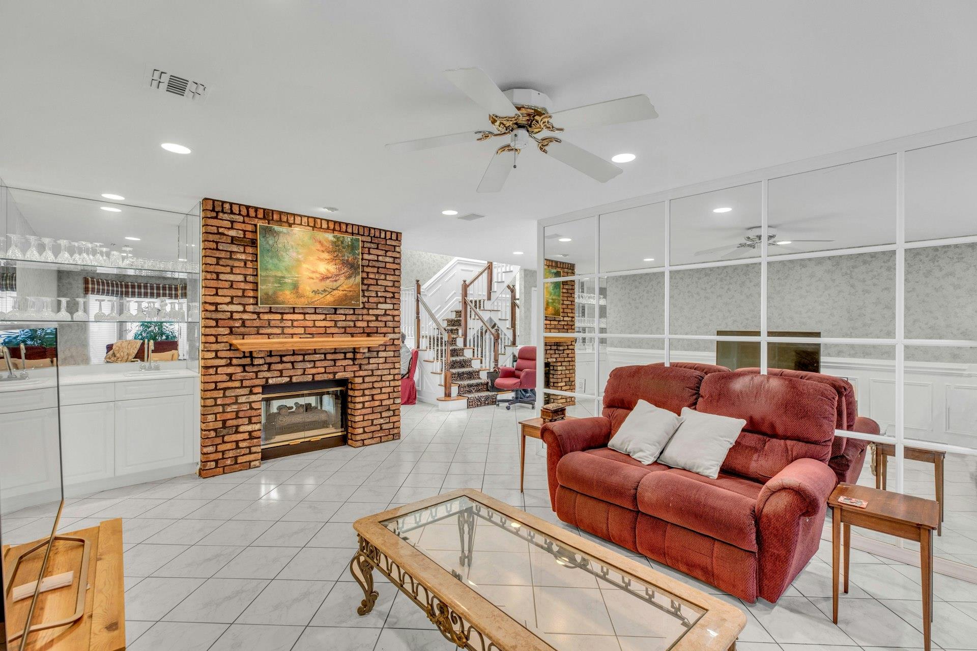 63 Hamlet Drive #63, Commack, New York image 7