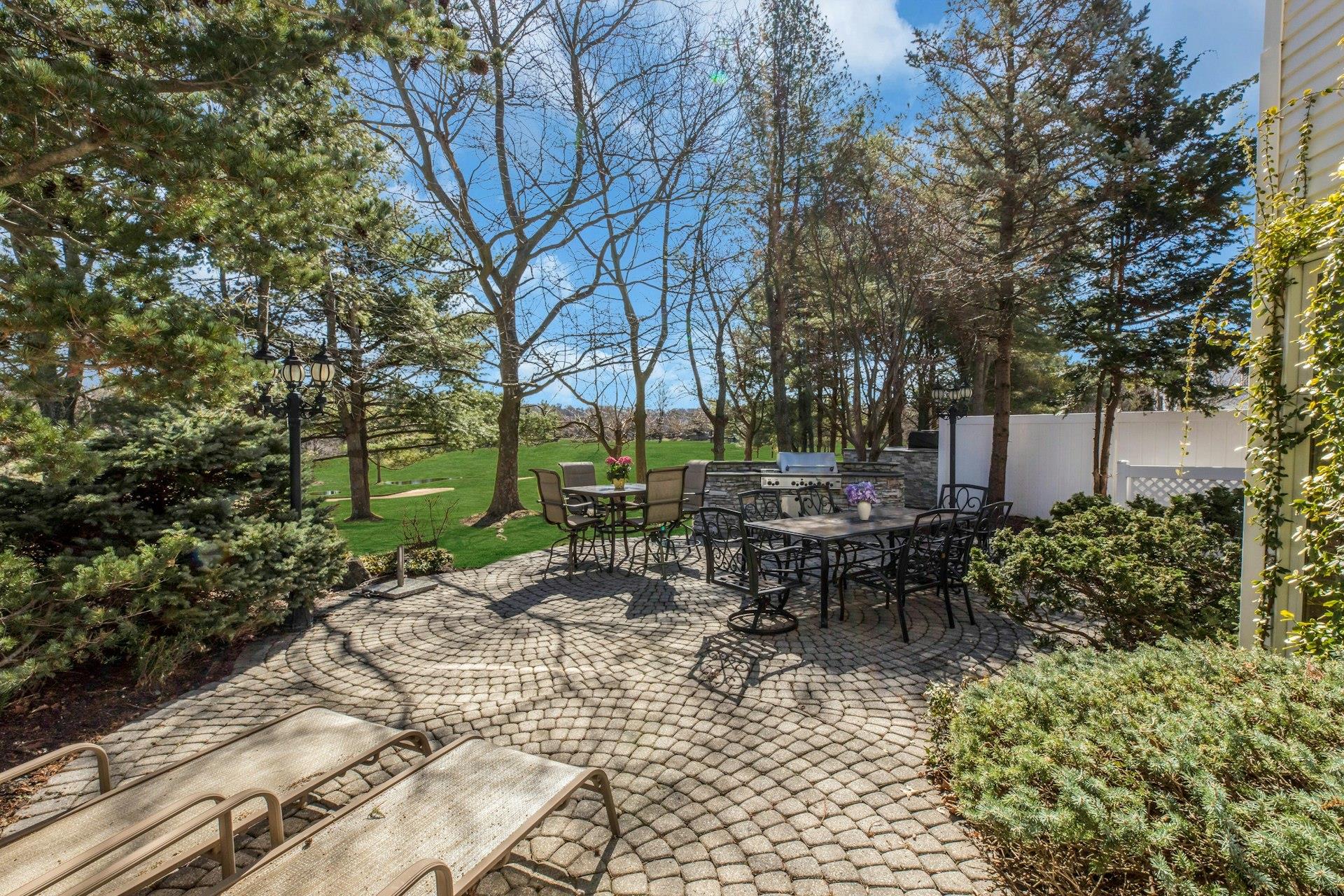 63 Hamlet Drive #63, Commack, New York image 16