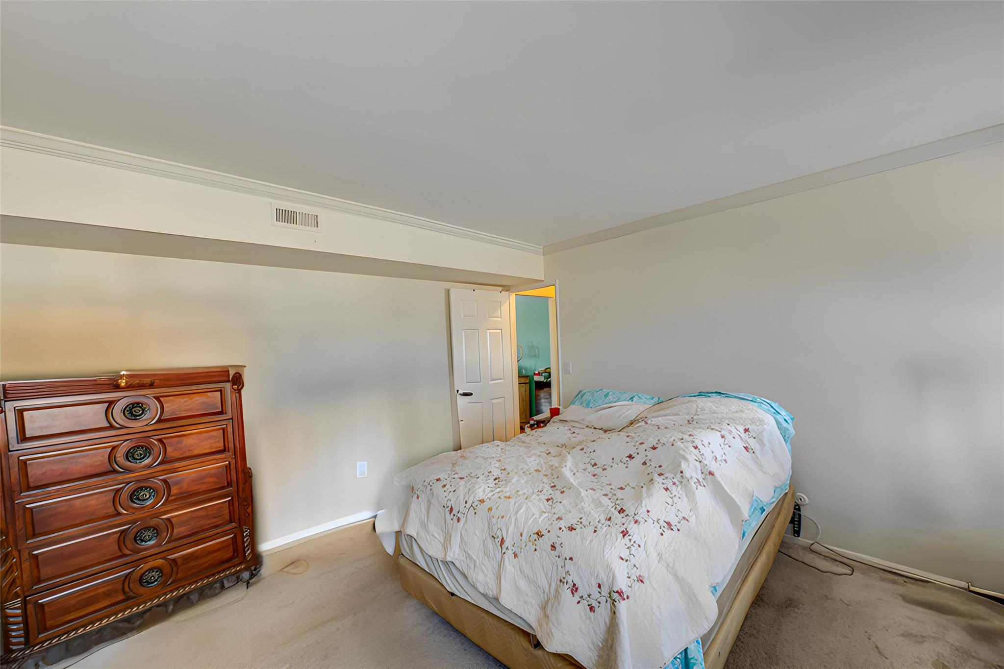 303 Artist Lake Drive, Middle Island, New York image 9