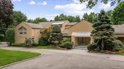 Photo of 24 Emerson Road, Brookville, NY 11545 (MLS # 1029380)