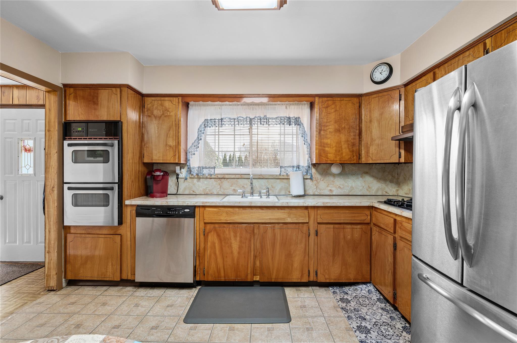 2491 Malibu Road, Bellmore, New York image 11