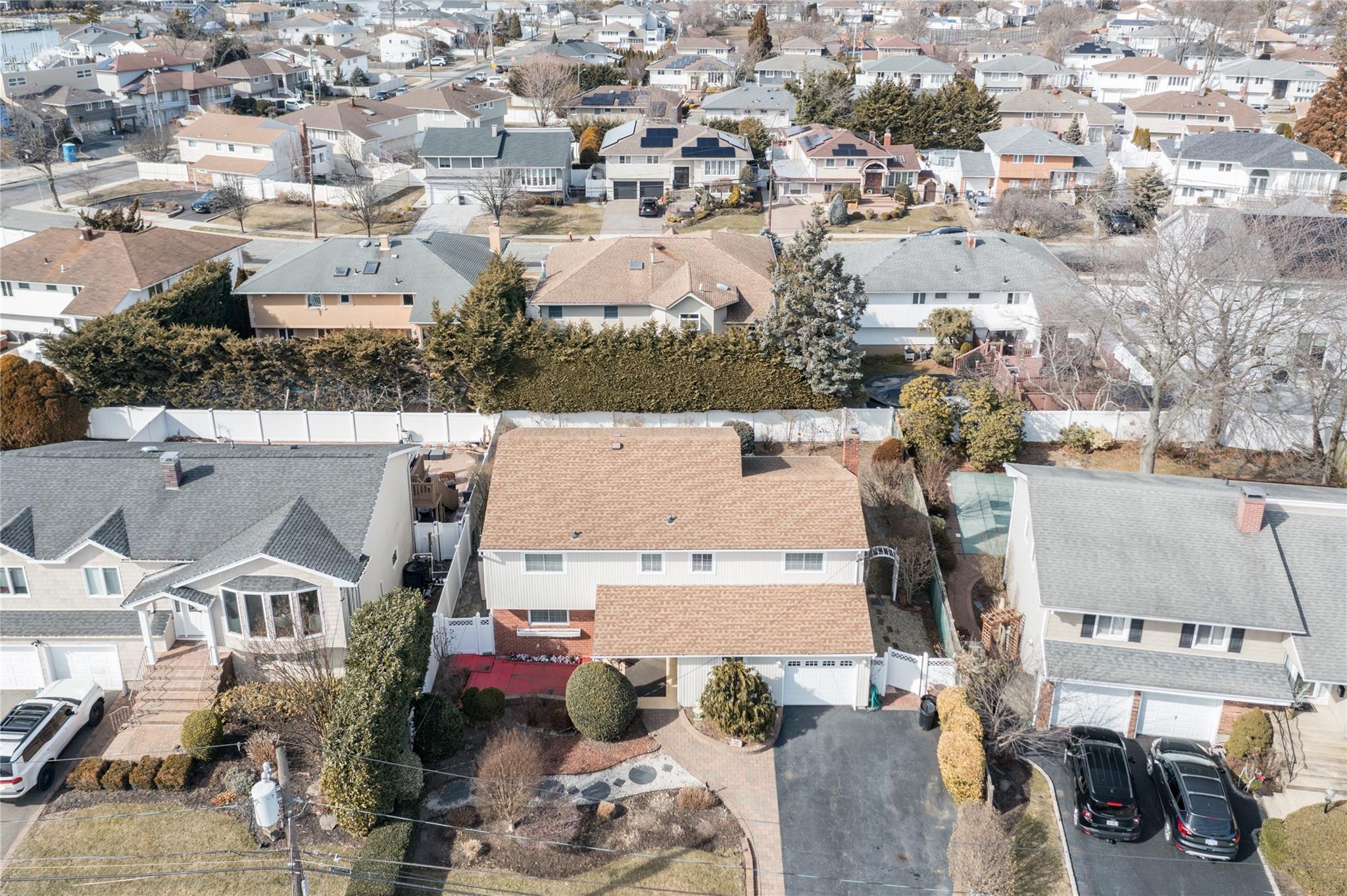 2491 Malibu Road, Bellmore, New York image 3