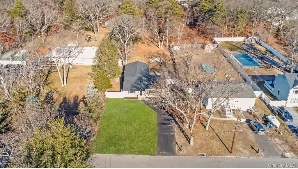 Photo of 59 Nelson Road, Selden, NY 11784 (MLS # 951874)