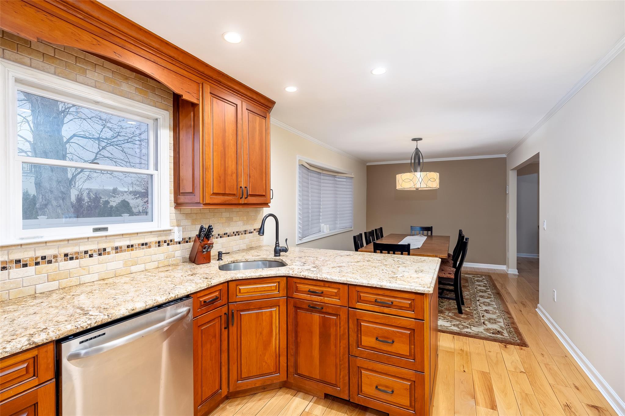 61 Parma Road, Island Park, New York image 14