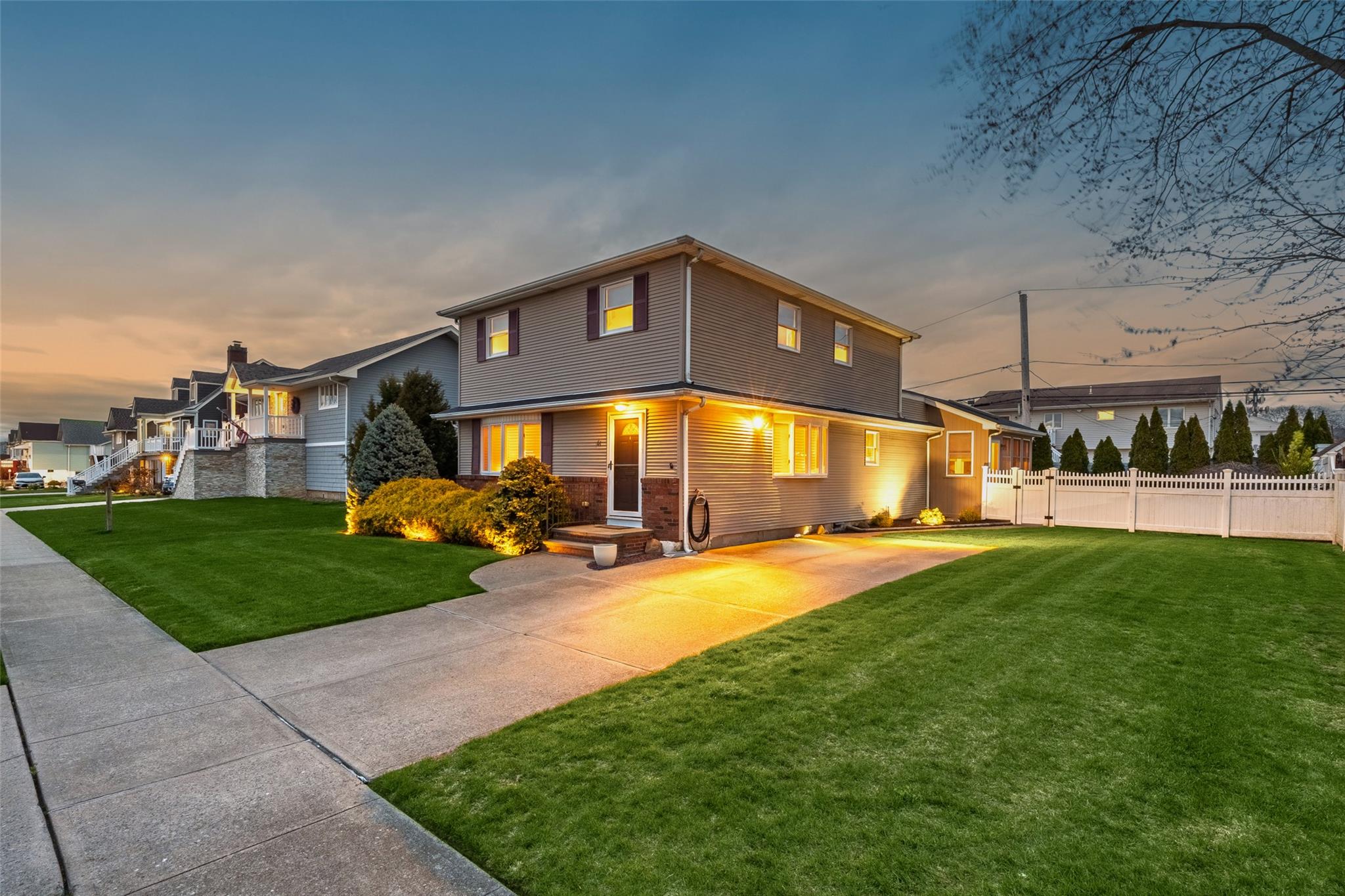 61 Parma Road, Island Park, New York image 2