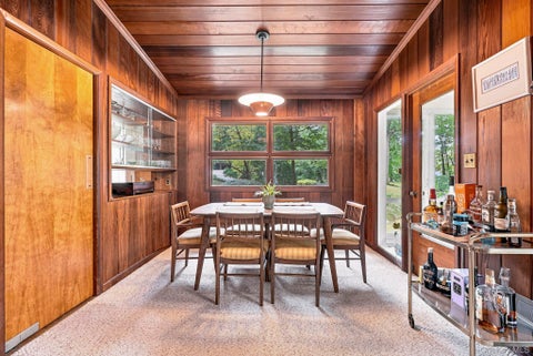 Tiny photo for 21 Seely Place, Scarsdale, NY 10583 (MLS # 1050370)