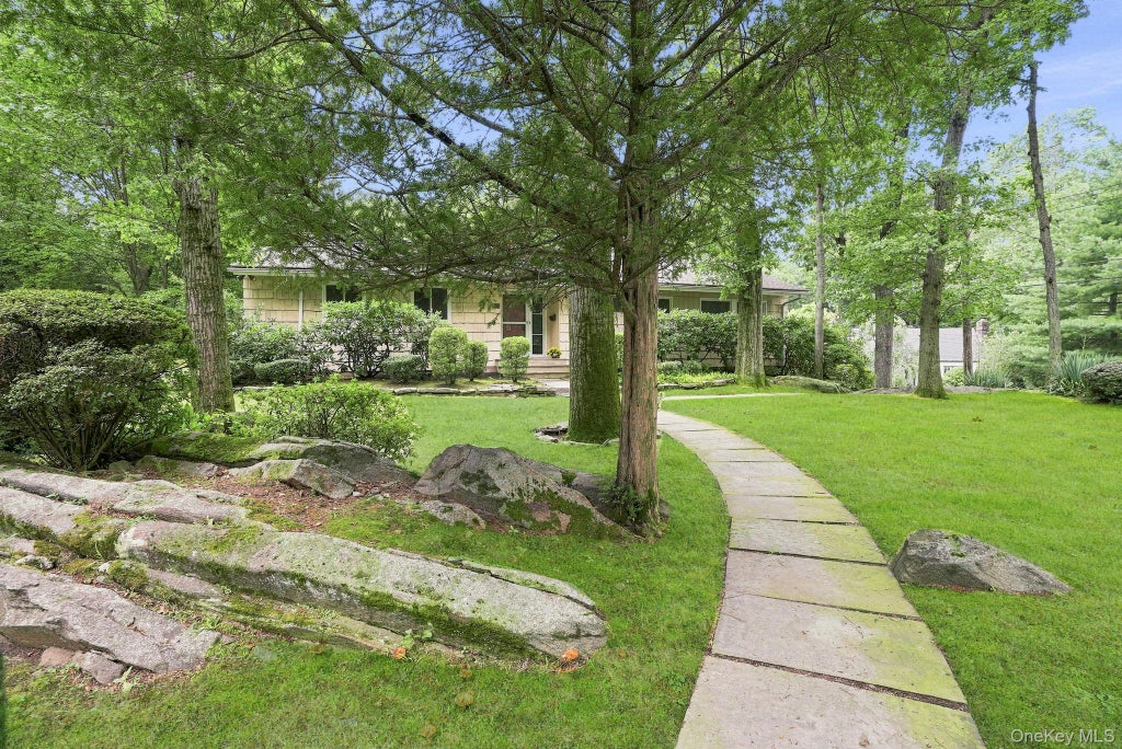 Photo of 21 Seely Place, Scarsdale, NY 10583 (MLS # 1050370)
