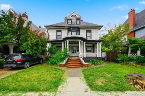 Homes For Sale - 86 Marlborough Road<br/> Brooklyn, NY 11226