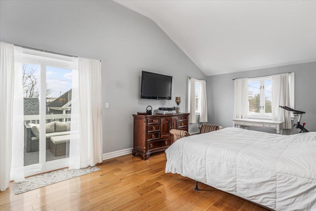 949 Union Street, Bohemia, New York image 16