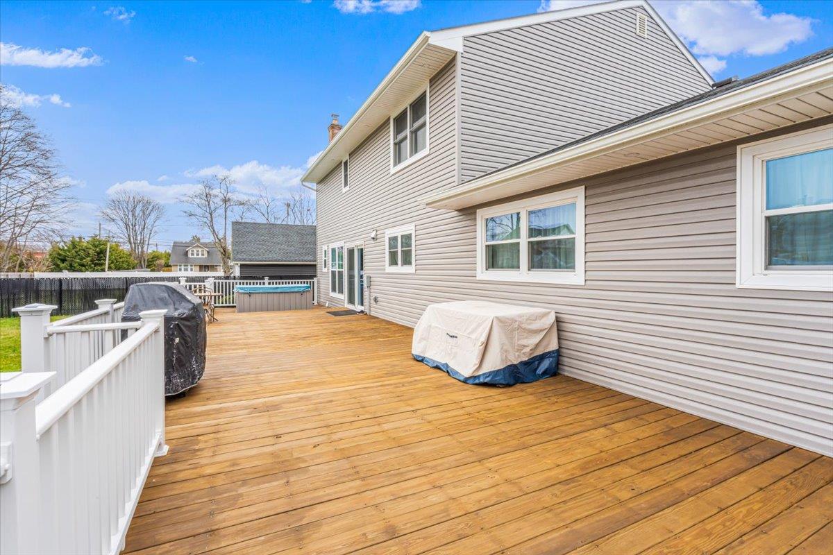 949 Union Street, Bohemia, New York image 21