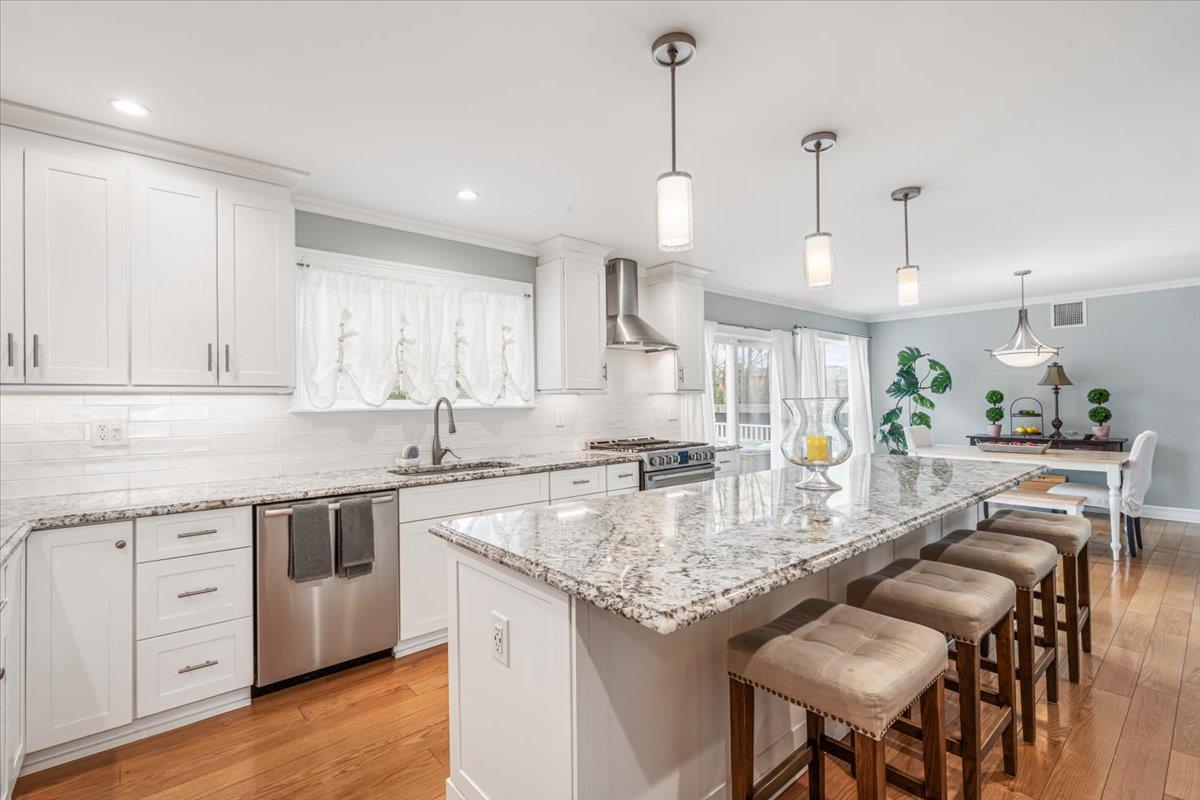 949 Union Street, Bohemia, New York image 8