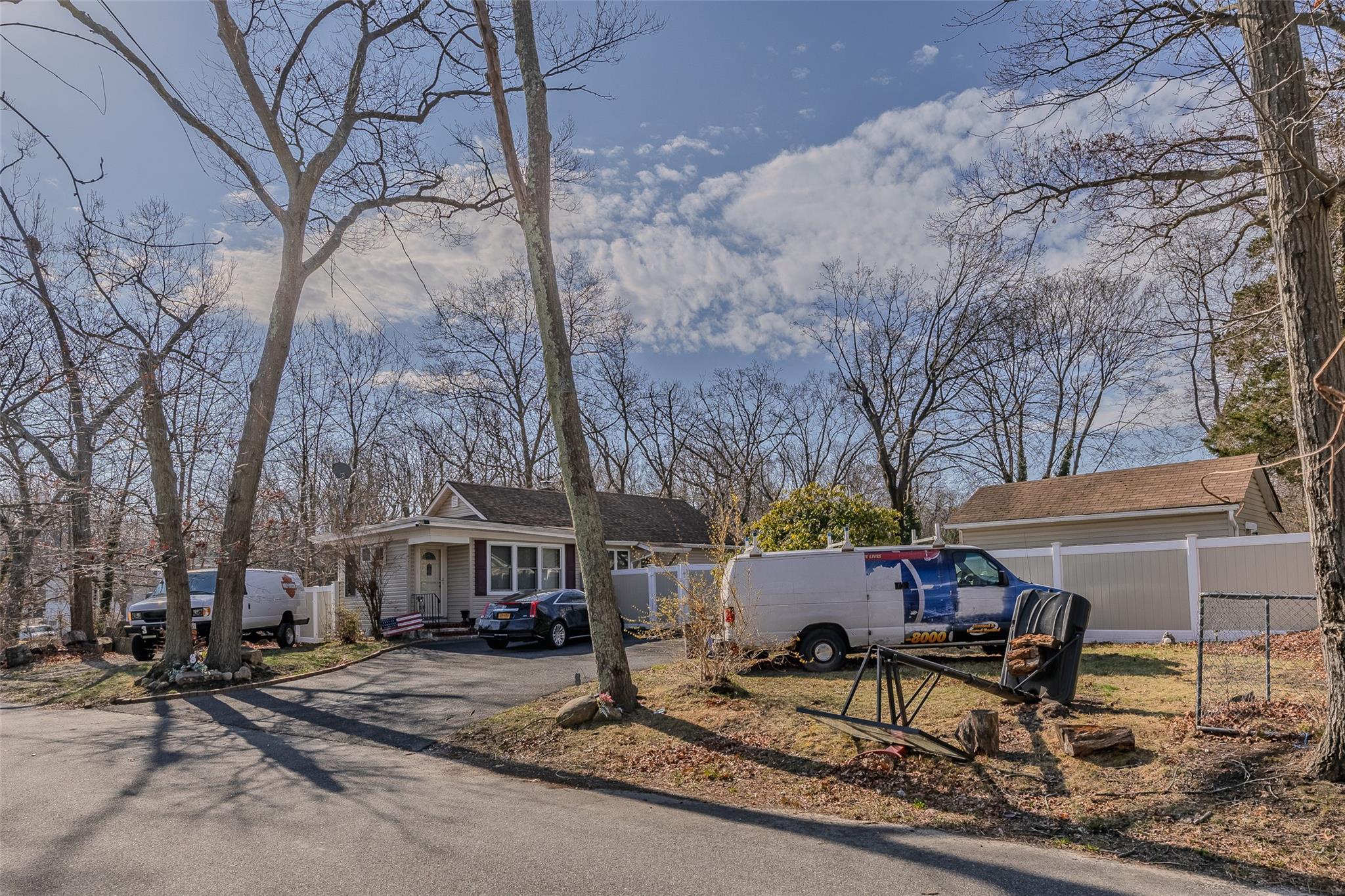 8 Olive Road, Rocky Point, New York image 3