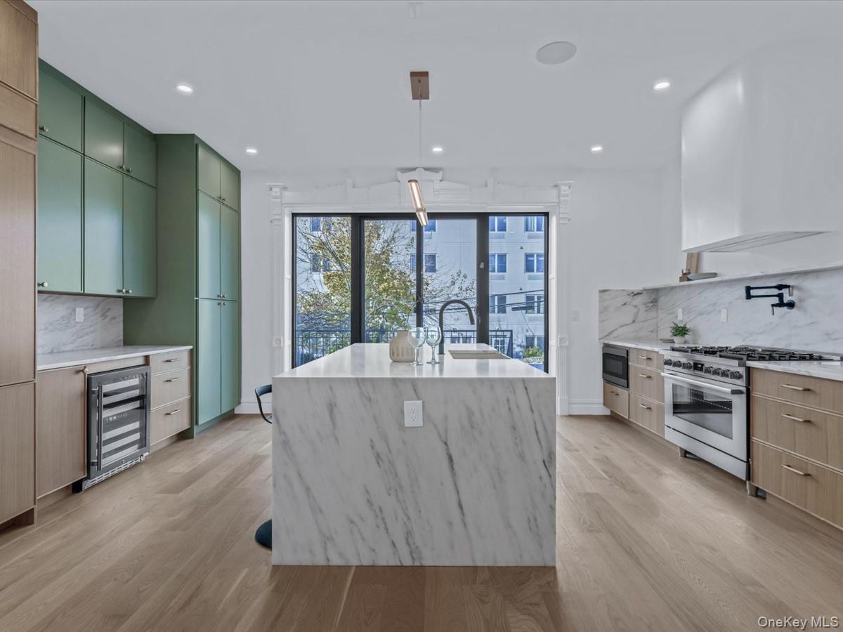 753 Hancock Street Street HSE