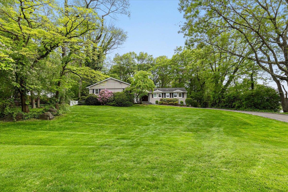 6 Greenville Road, Scarsdale, New York image 38
