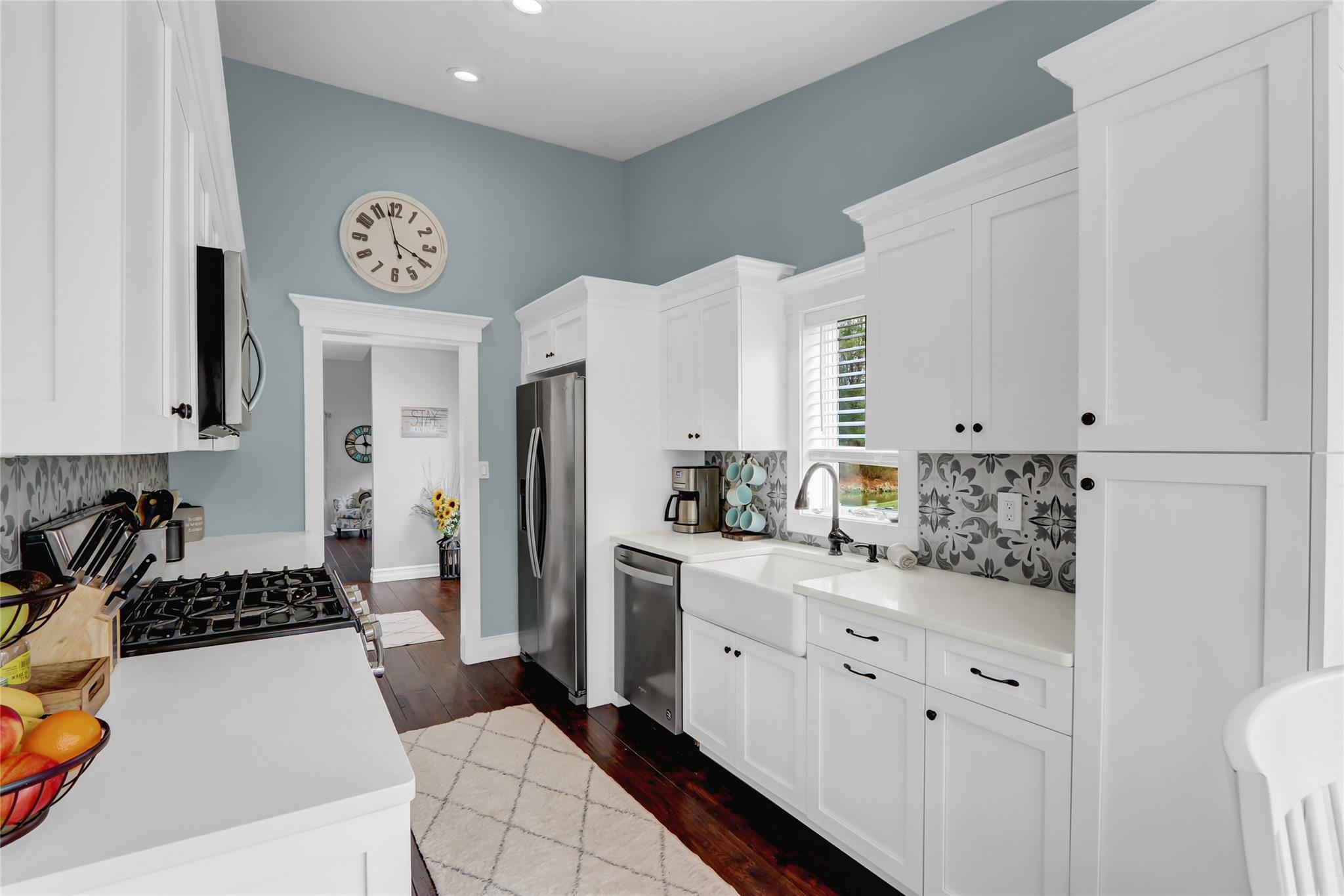 6 Kristin Lane, Hauppauge, New York image 8