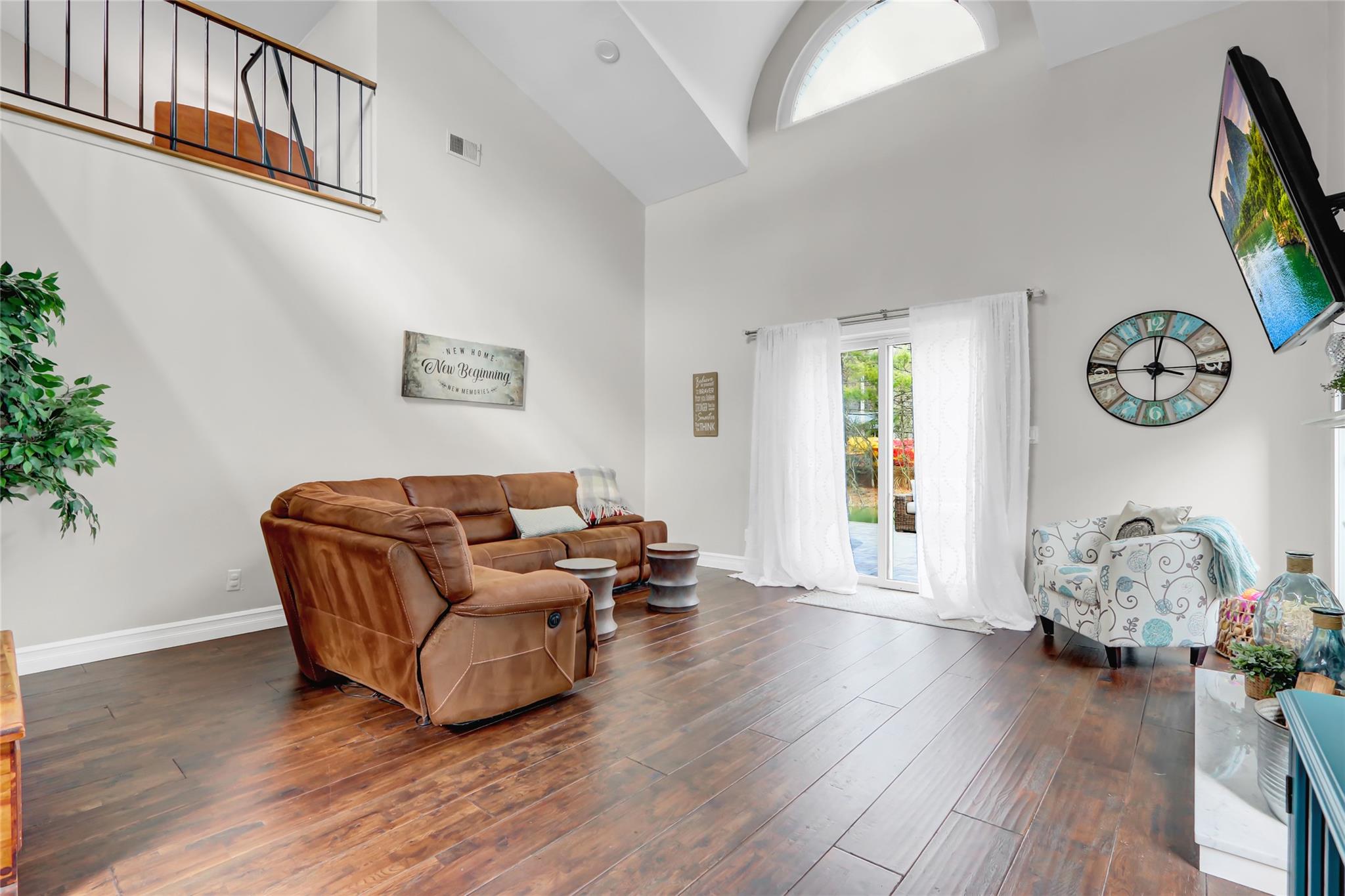 6 Kristin Lane, Hauppauge, New York image 15