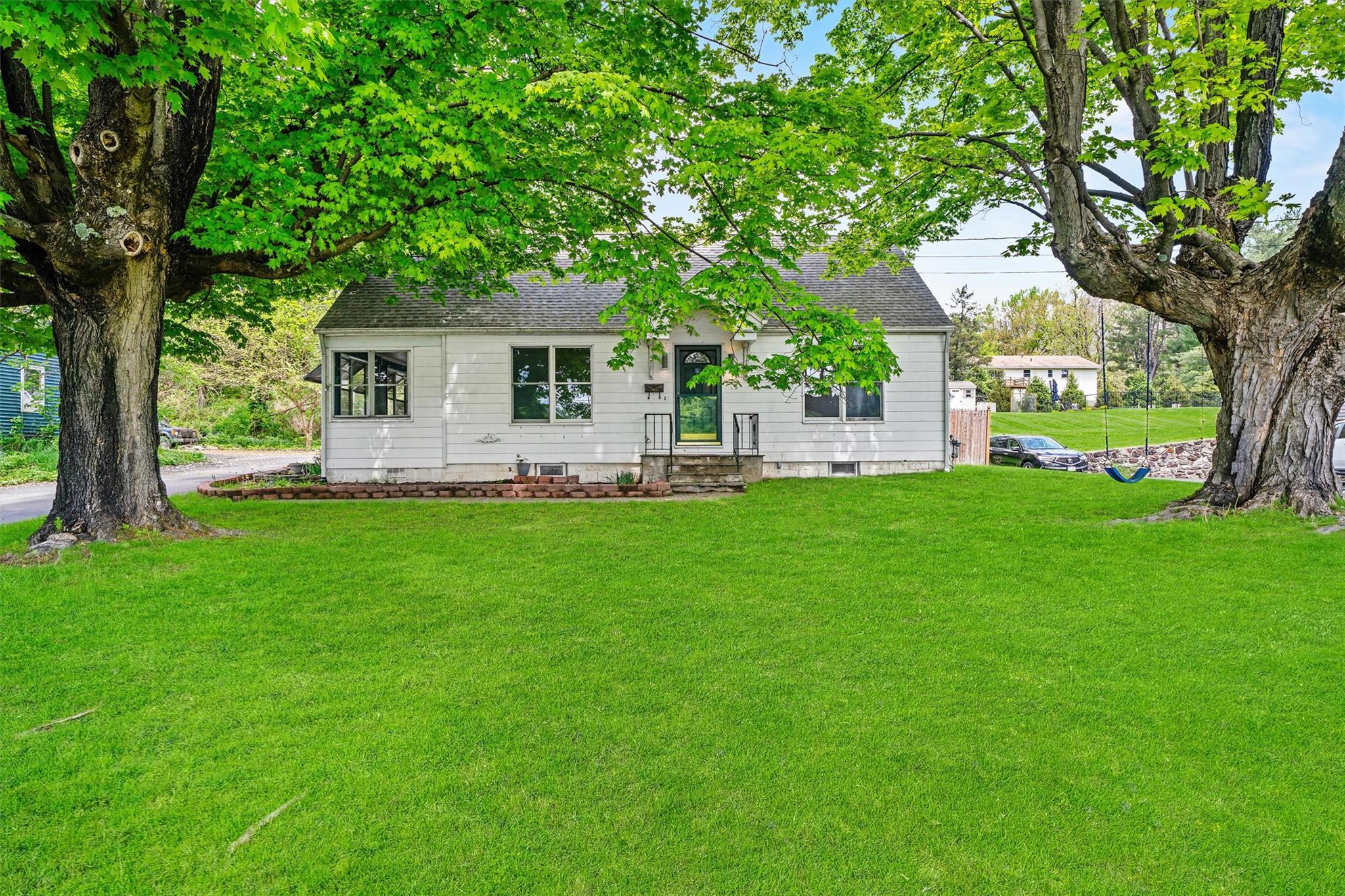 15 Scanlon Avenue, Florida, New York image 36
