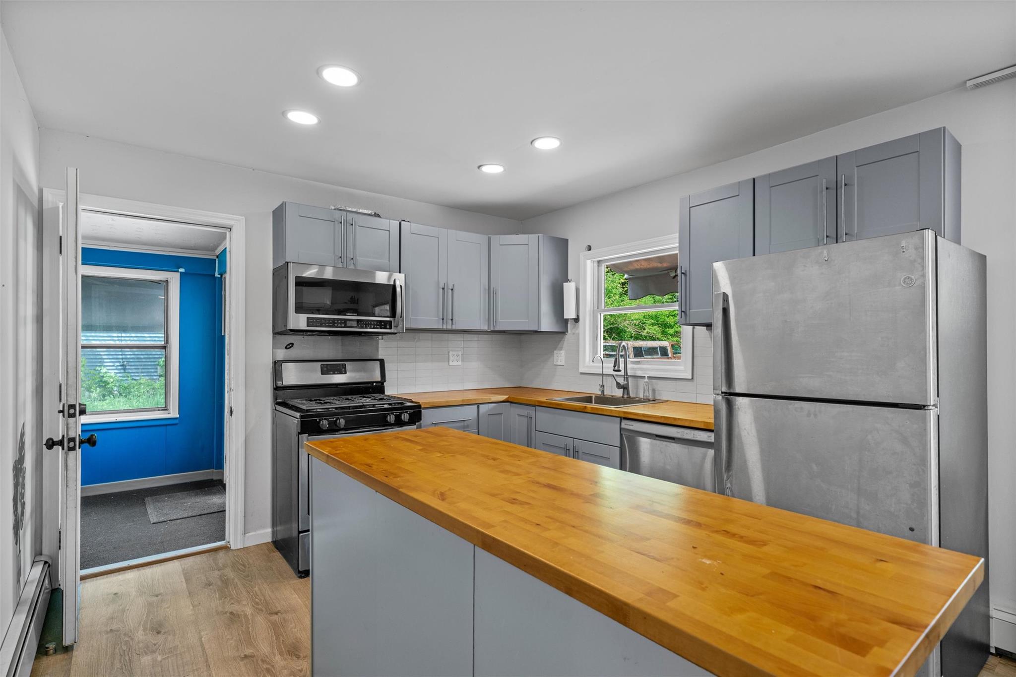 15 Scanlon Avenue, Florida, New York image 8