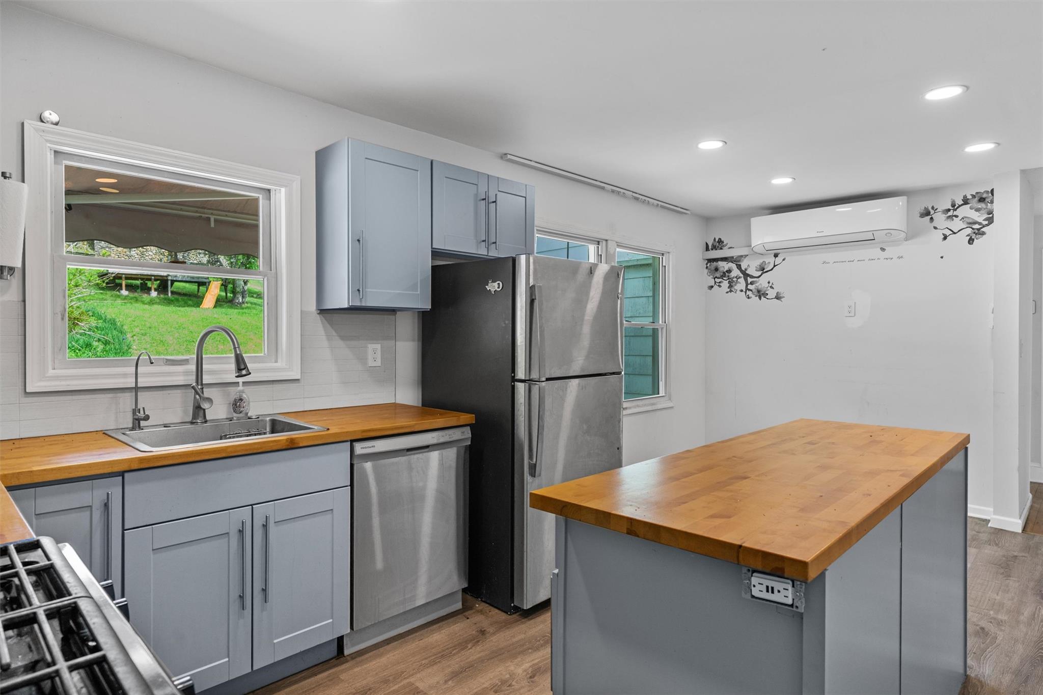 15 Scanlon Avenue, Florida, New York image 9
