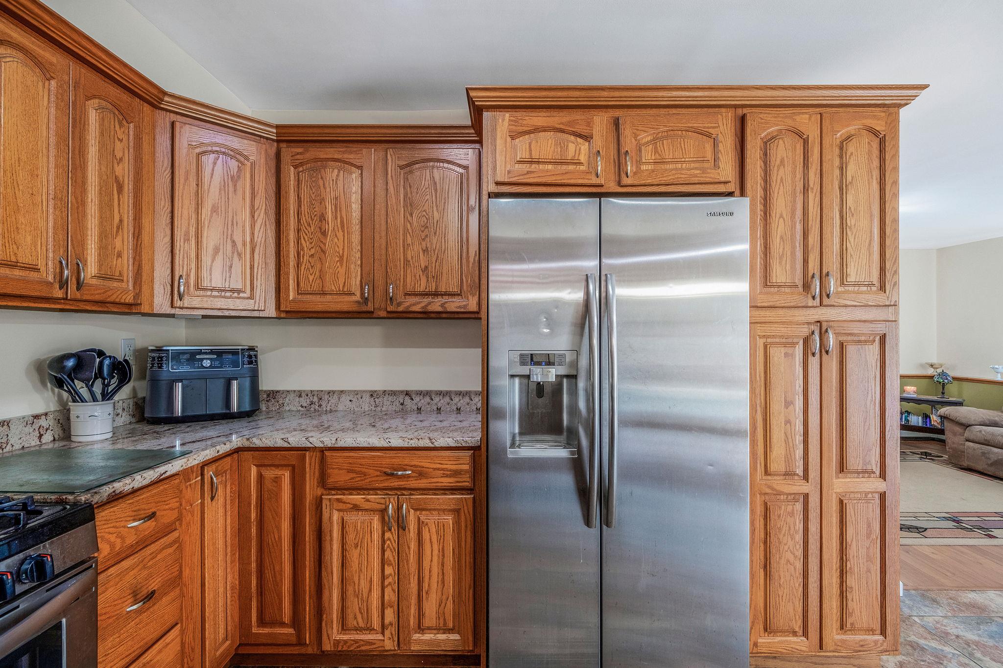 4 Flintlock Lane, Selden, New York image 9
