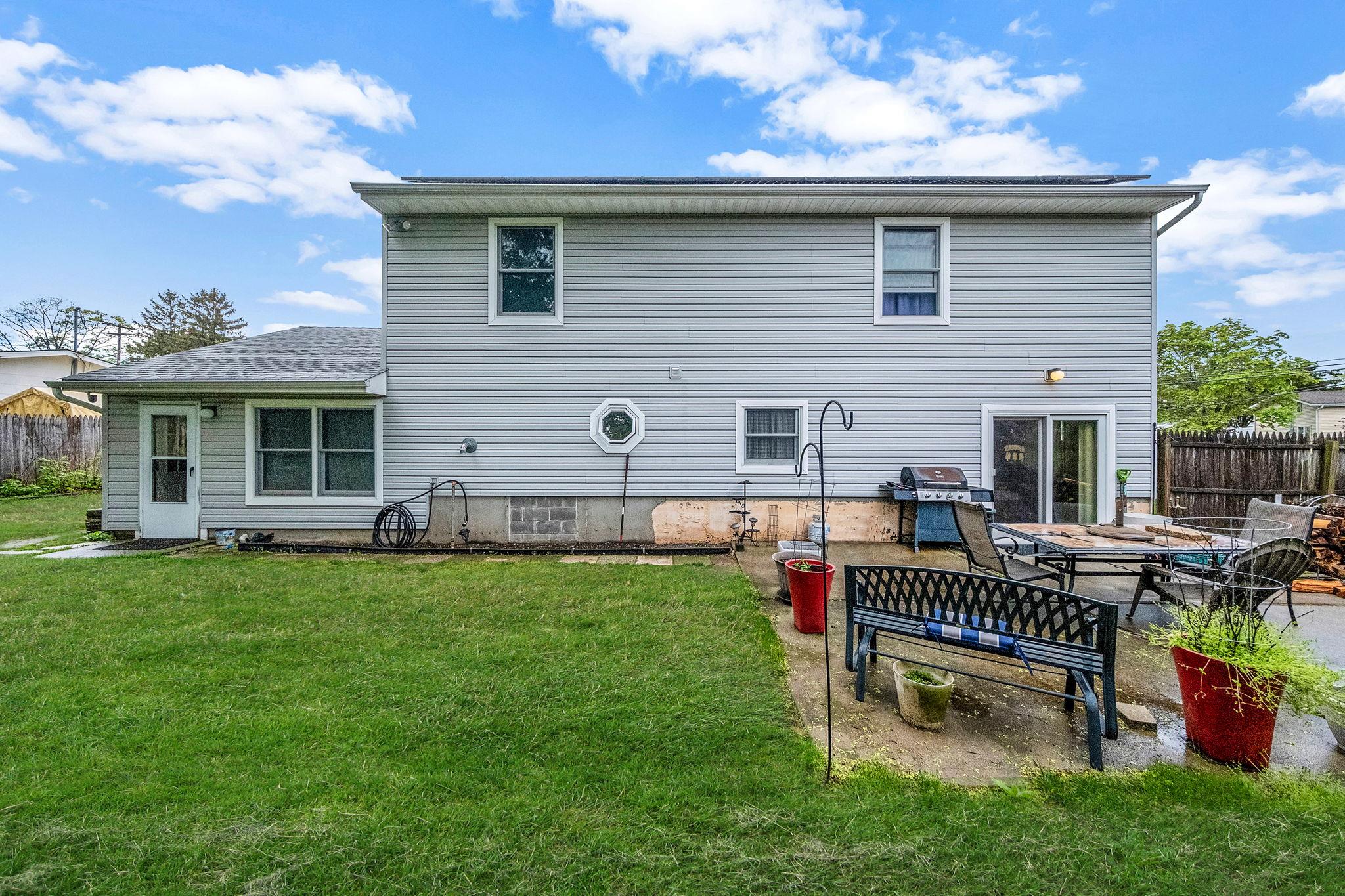 4 Flintlock Lane, Selden, New York image 35