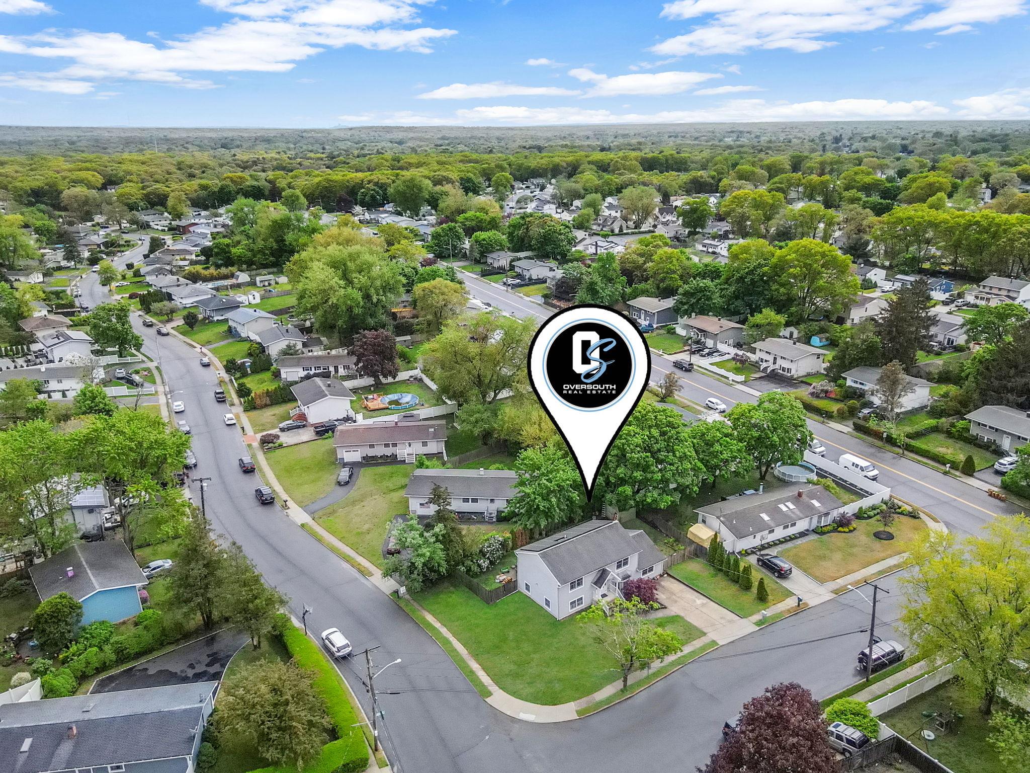 4 Flintlock Lane, Selden, New York image 38