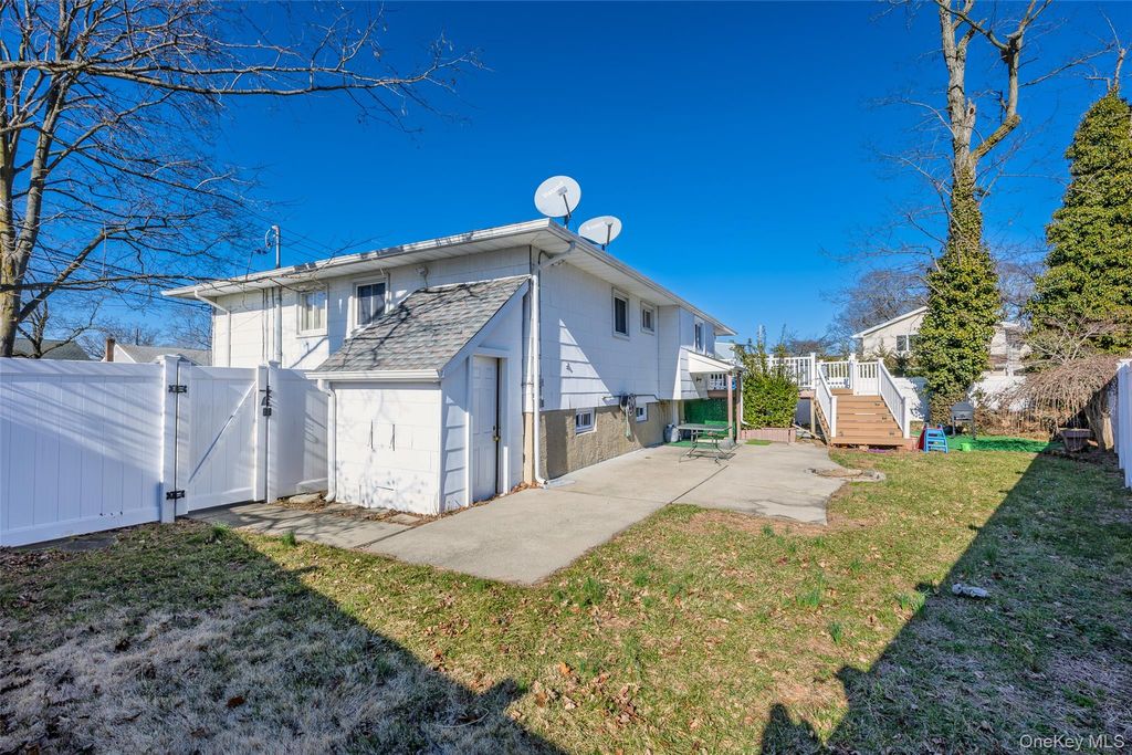 Photo of 2968 Beltagh Avenue, Wantagh, NY 11793 (MLS # 975605)