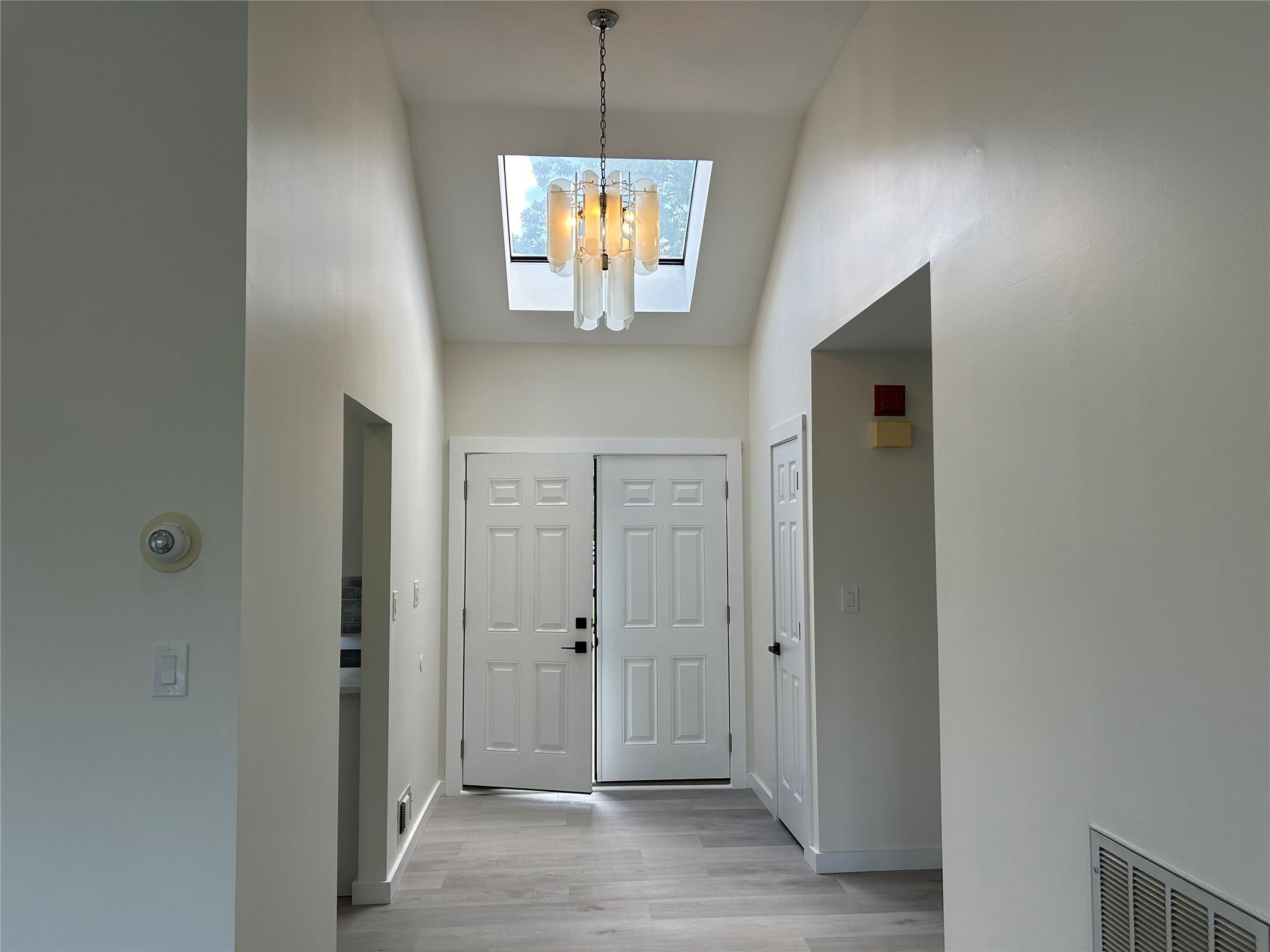 295 W Midland Pond Court, Moriches, New York image 9