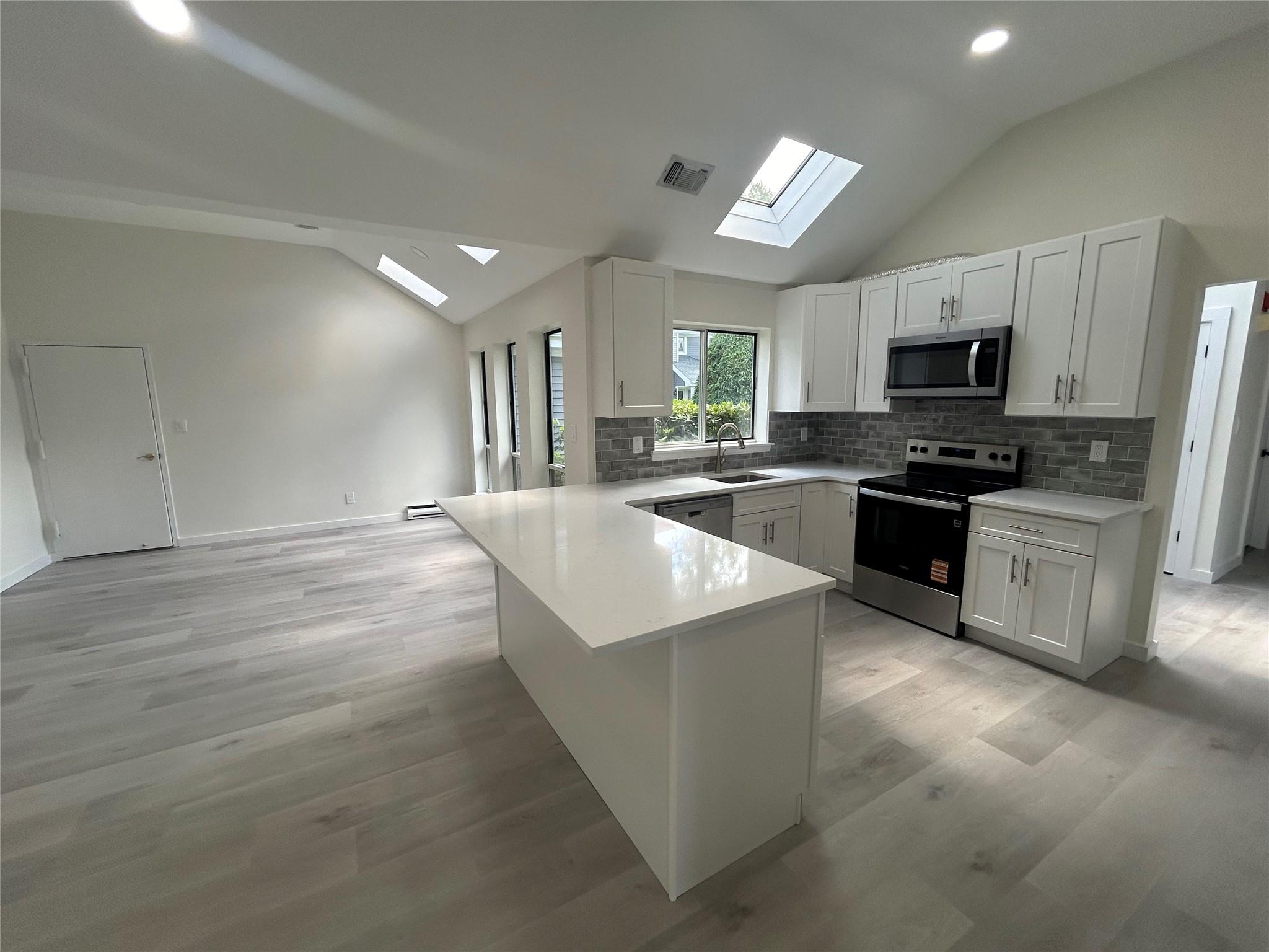 295 W Midland Pond Court, Moriches, New York image 15