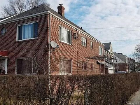 Photo of 8419 150th Street #2nd fl, Jamaica, NY 11435 (MLS # 968450)