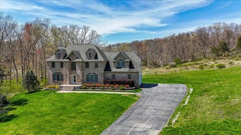 11 Saddle Hill Road Chester NY 10918