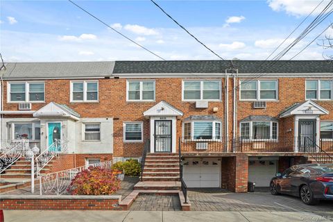 6035 75th Street Middle Village NY 11379