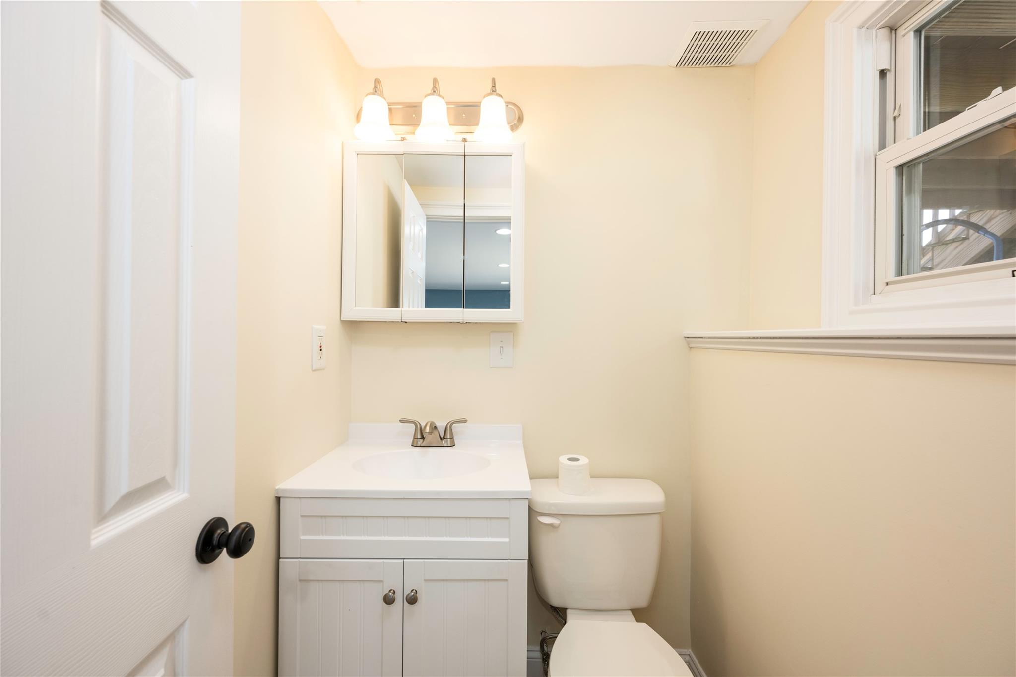 18 Congressional Drive, Newburgh, New York image 20