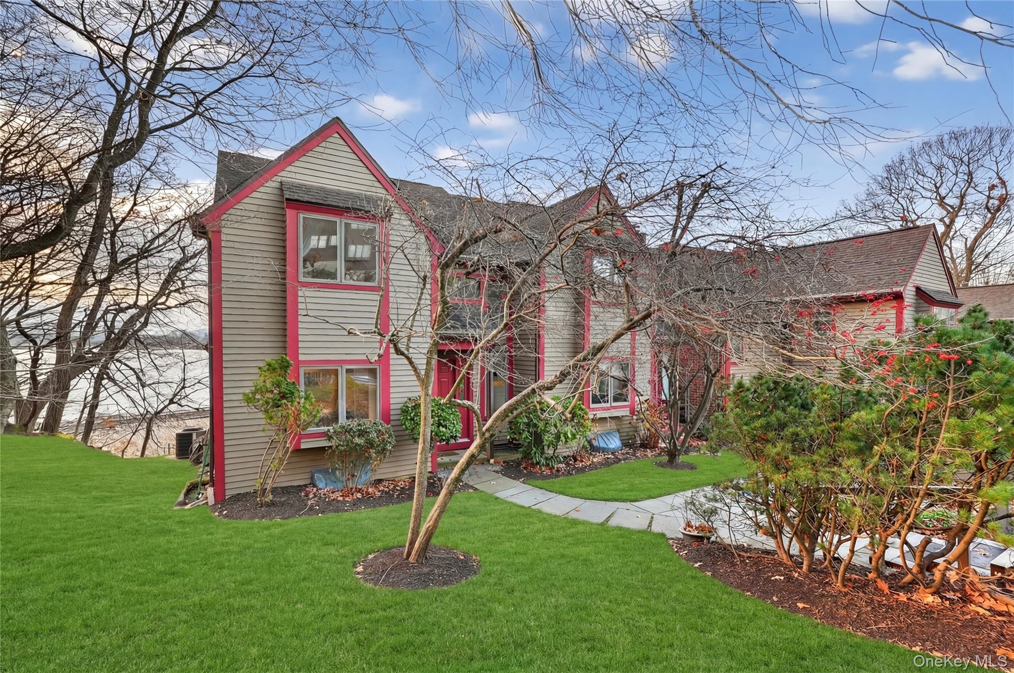 1501 Eagle Bay Drive