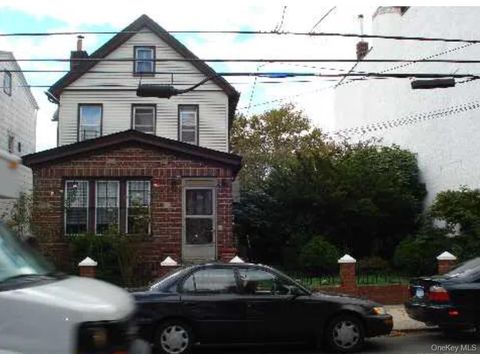 37-54 99th Street Corona NY 11368