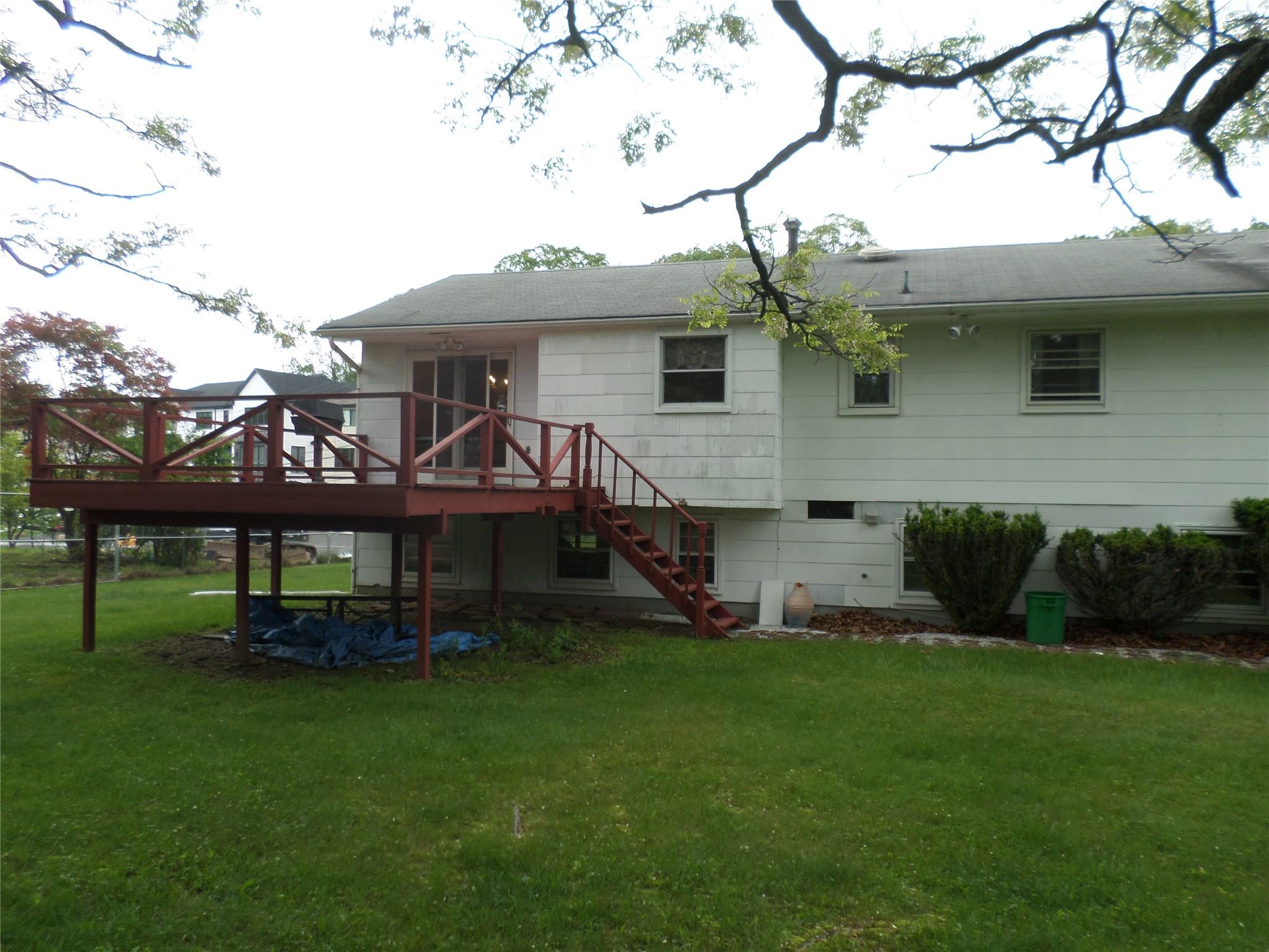 17 Johanna Lane, Monsey, New York image 27