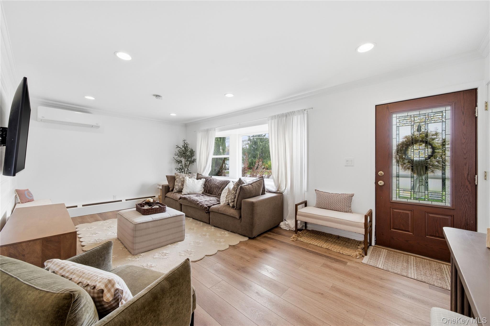 27 Polo Road