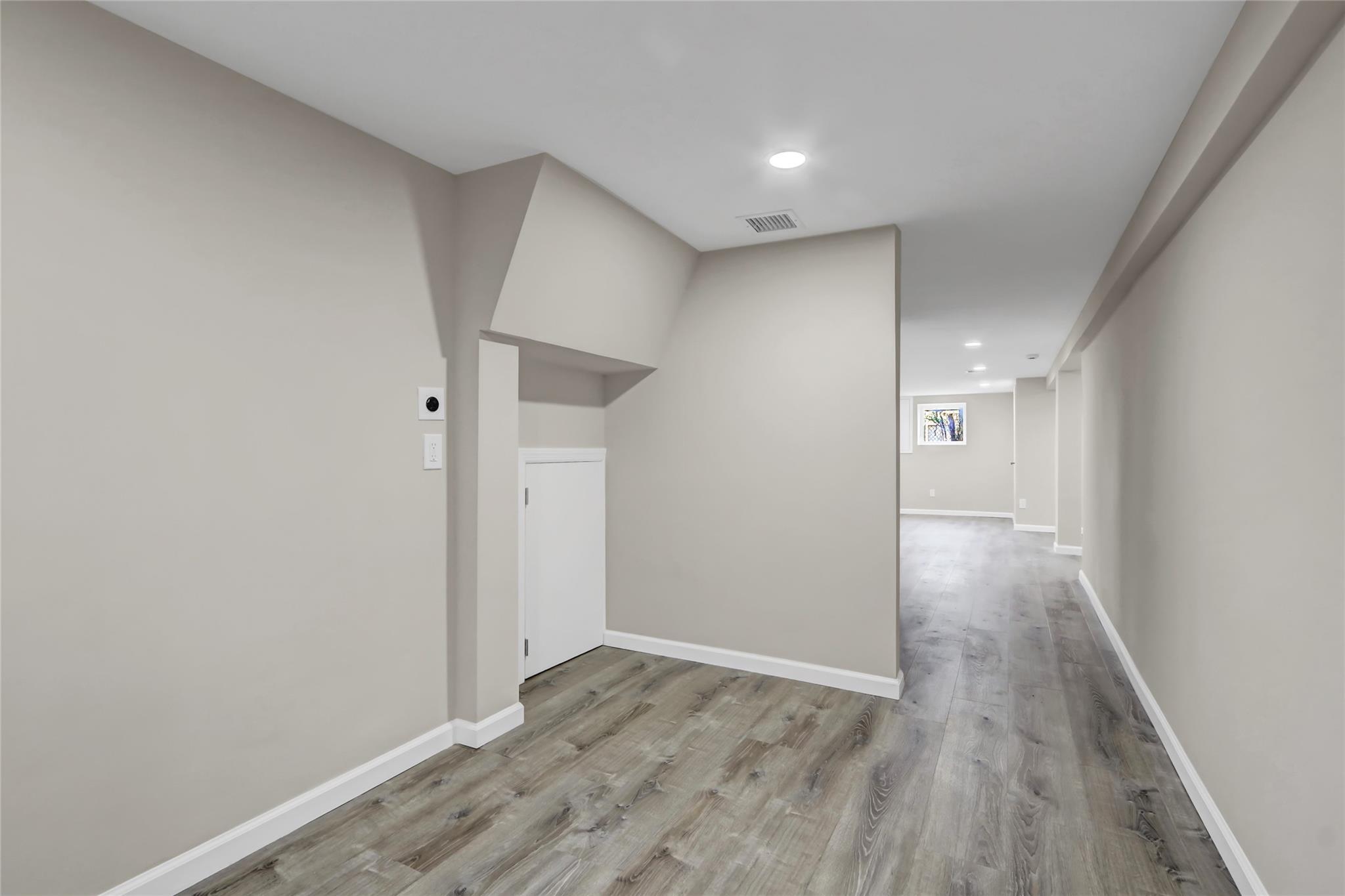 1580 Little Whaleneck Road, Merrick, New York image 13