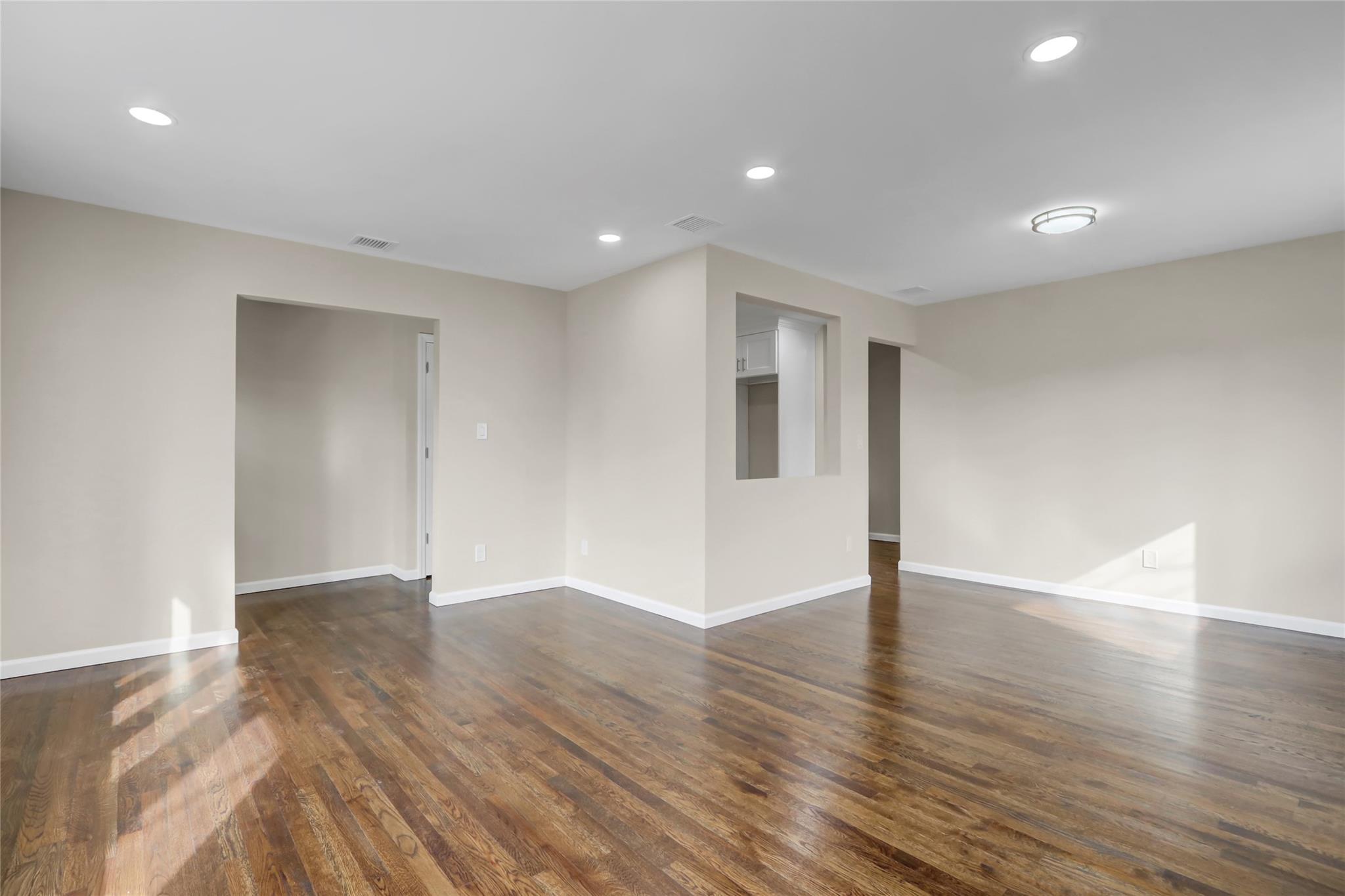1580 Little Whaleneck Road, Merrick, New York image 5