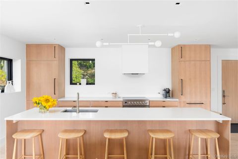 Tiny photo for 529 Route 9D, Garrison, NY 10524 (MLS # 909758)
