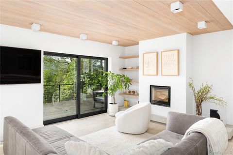 Tiny photo for 529 Route 9D, Garrison, NY 10524 (MLS # 909758)