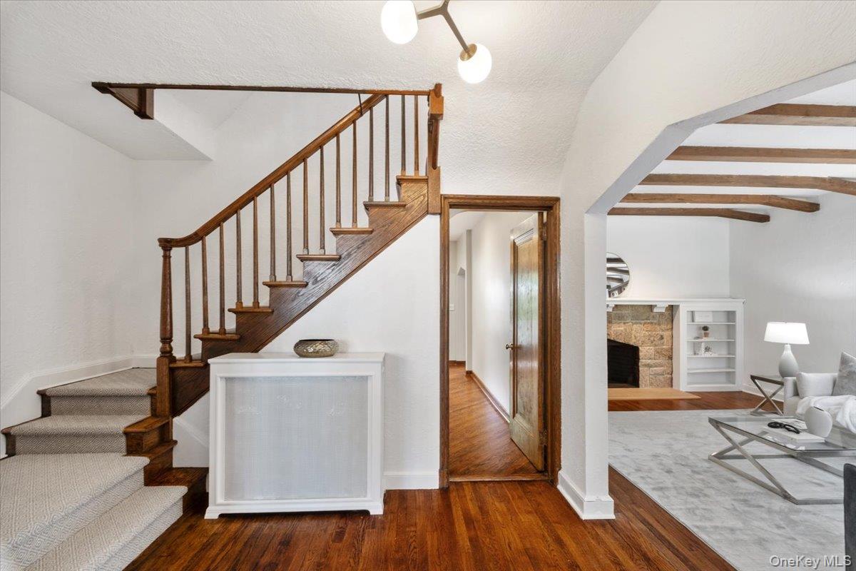 27 Villa Road