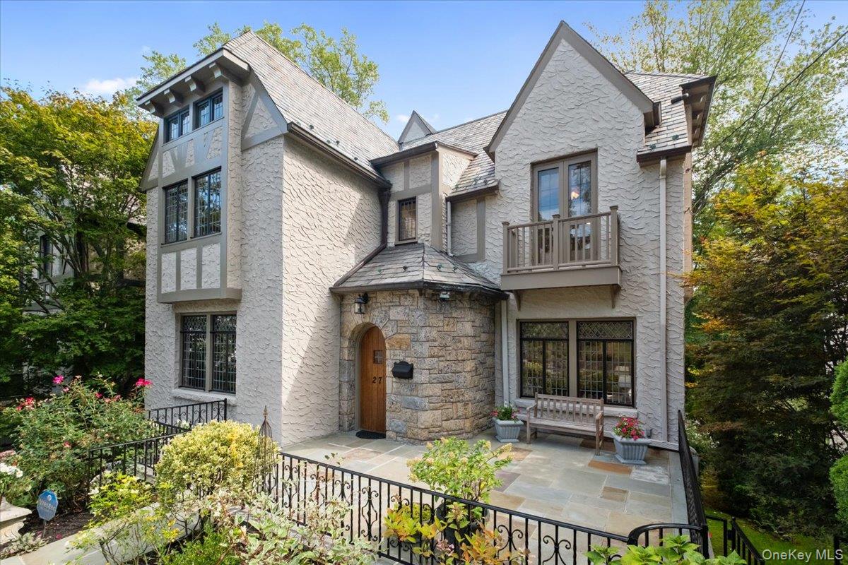 27 Villa Road