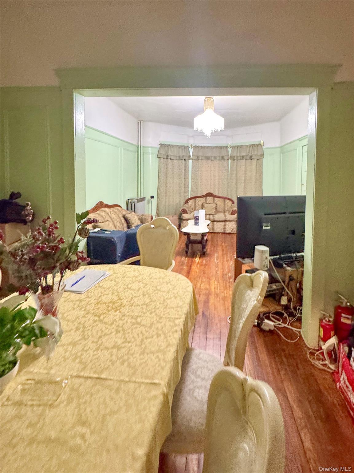 148 E 32nd Street