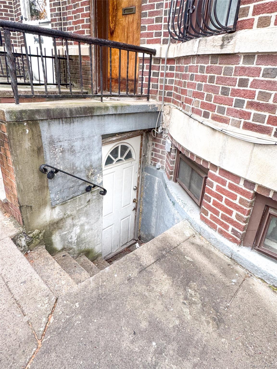 148 E 32nd Street