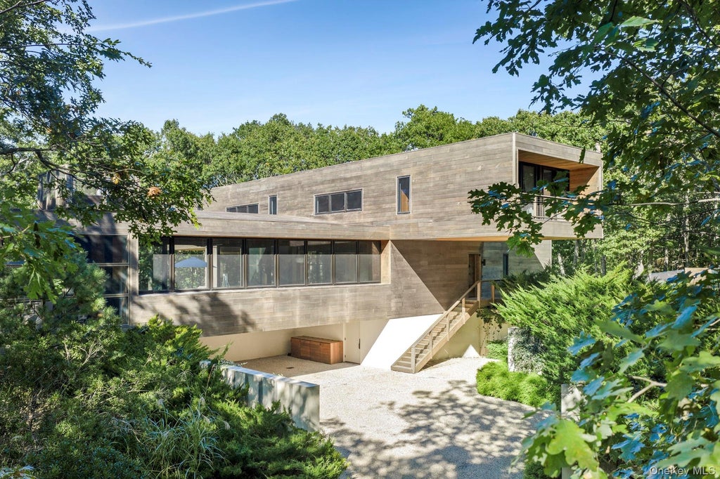 Photo of 137 Great Hill Road, Southampton, NY 11968 (MLS # 1063165)