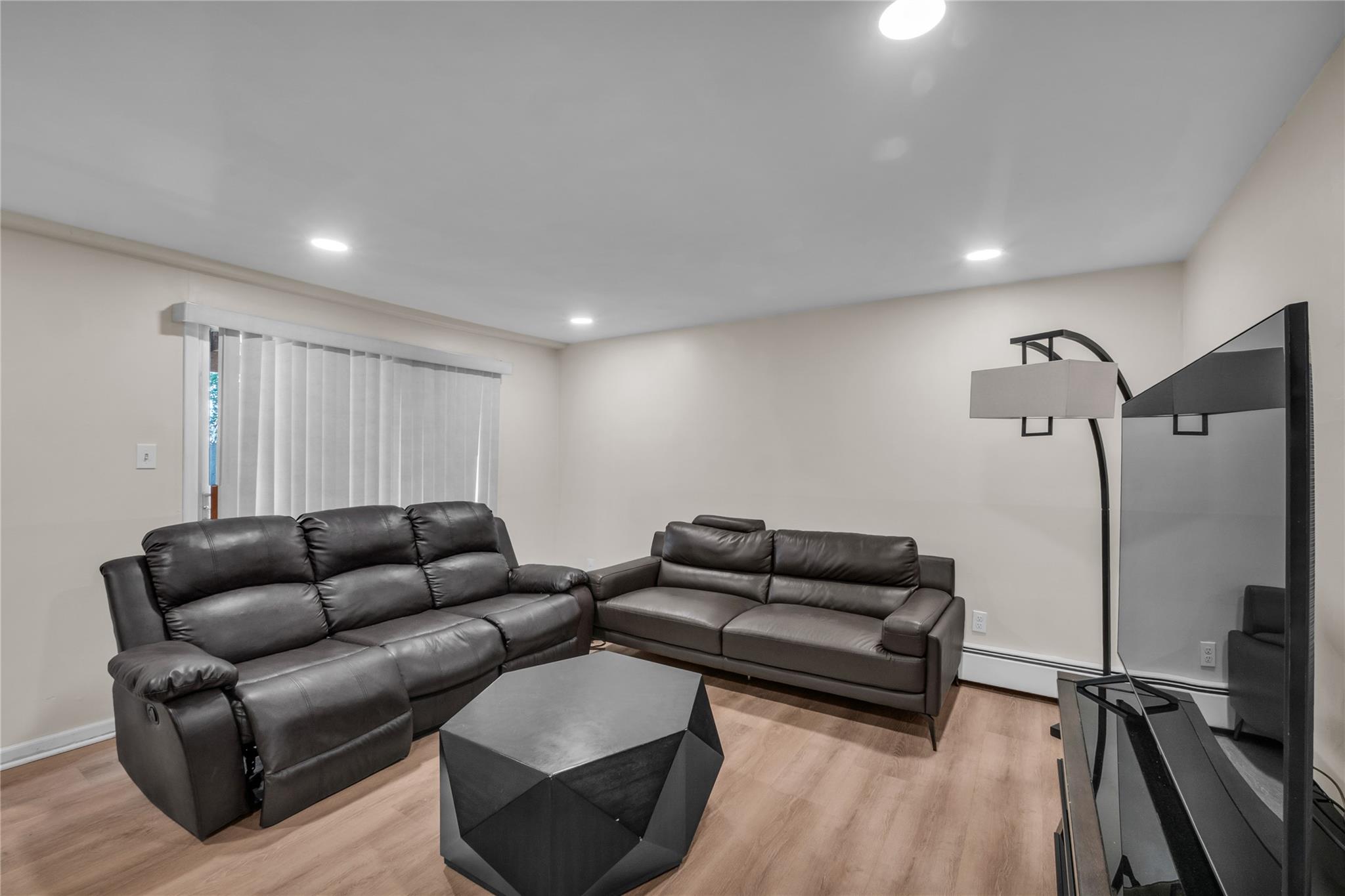 756 Bohemia Parkway, Sayville, New York image 18