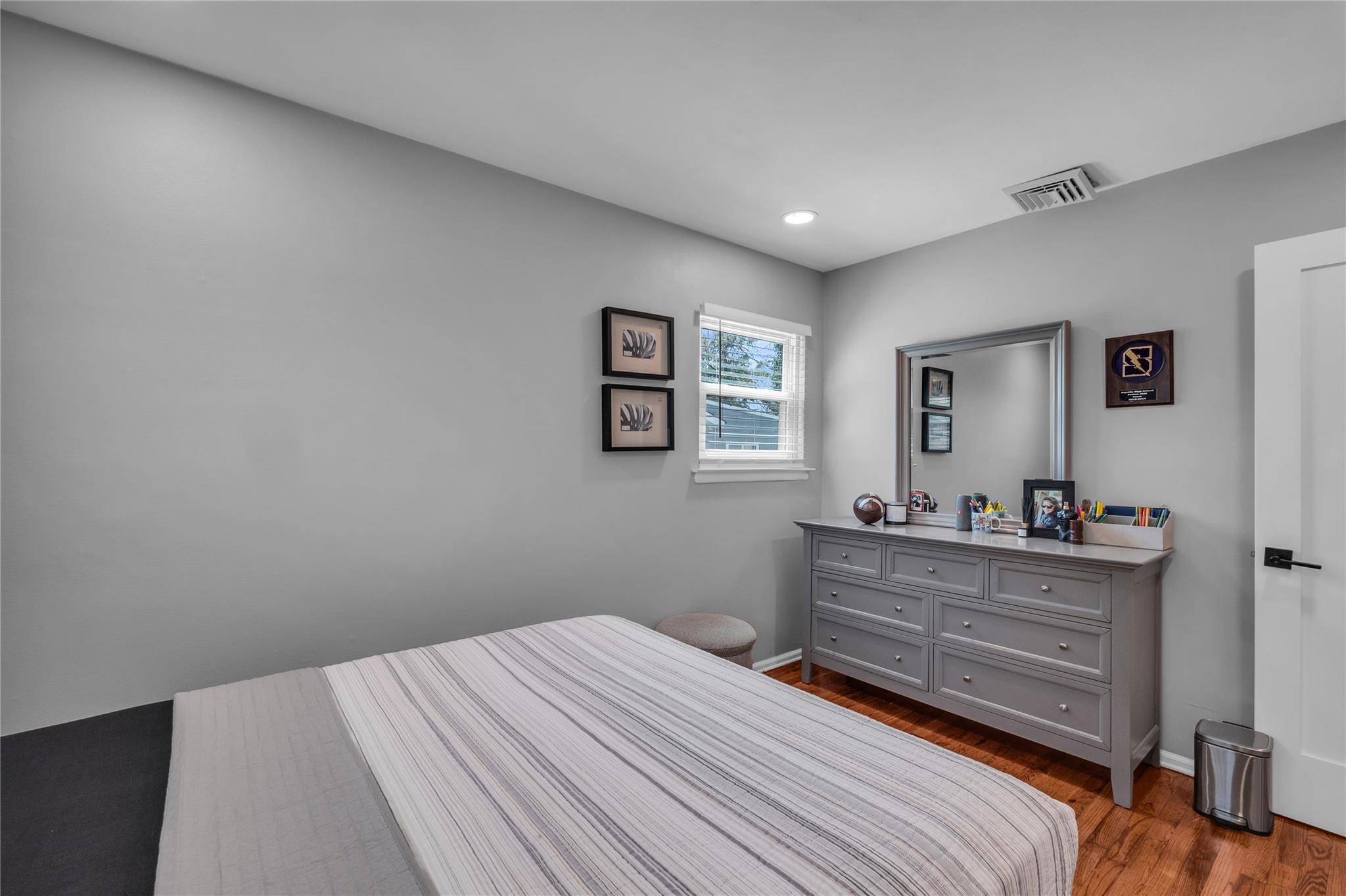 756 Bohemia Parkway, Sayville, New York image 13