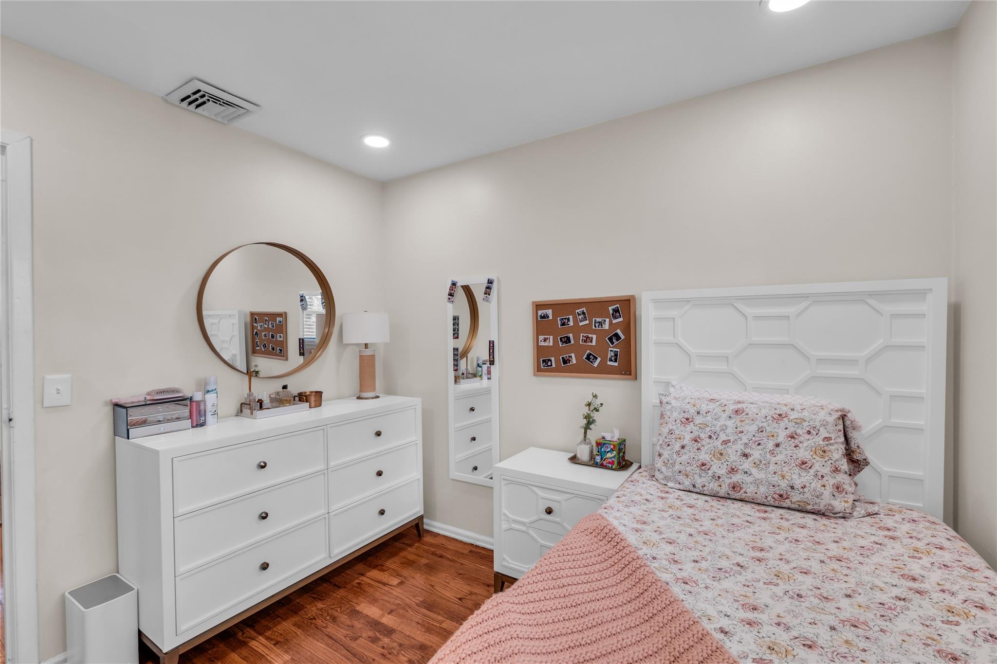 756 Bohemia Parkway, Sayville, New York image 16
